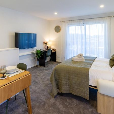 Luxury Studio With Balcony - Close To Supermarket Κράισττσερτς Εξωτερικό φωτογραφία